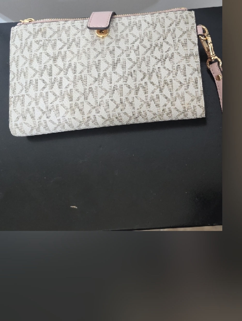 Michael Kors Cream Logo Wristlet with Light Pink Strap - Picture 2 of 4